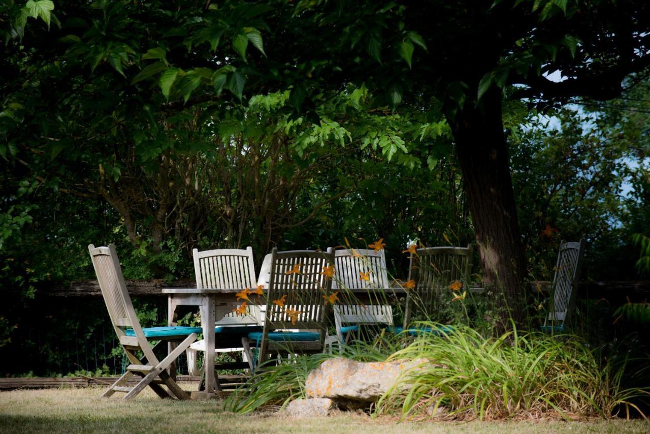 Nature'S Pace Holidays Montmaur  外观 照片