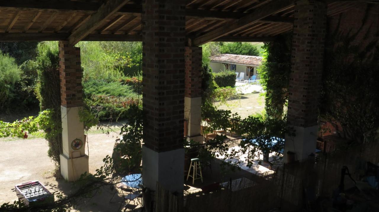 Nature'S Pace Holidays Montmaur  外观 照片